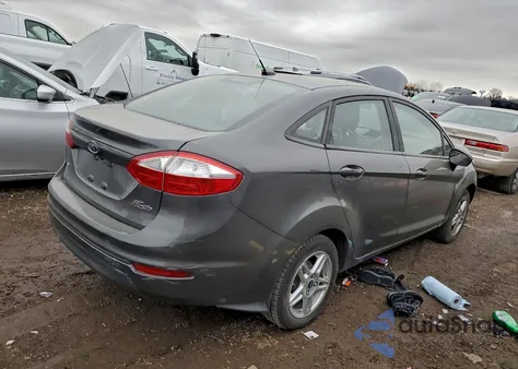 2019 Ford Fiesta Se z USA, uszkodzony, nr VIN 3FADP4BJ6KM165177